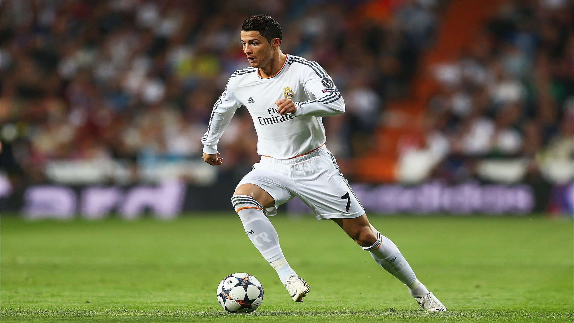 佛得角历史性击败喀麦隆，世界杯资格近在咫尺，佛得角球员